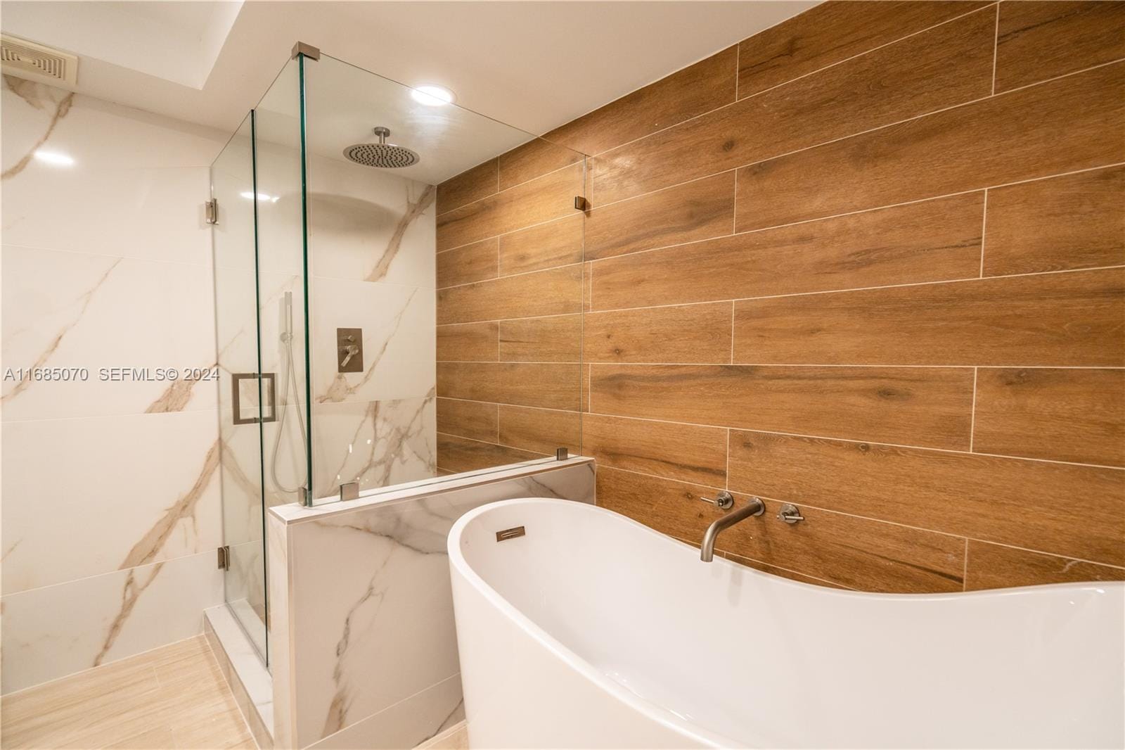 1800 Sunset Harbour Drive 1902/4, Miami Beach, FL 33139 photo 11