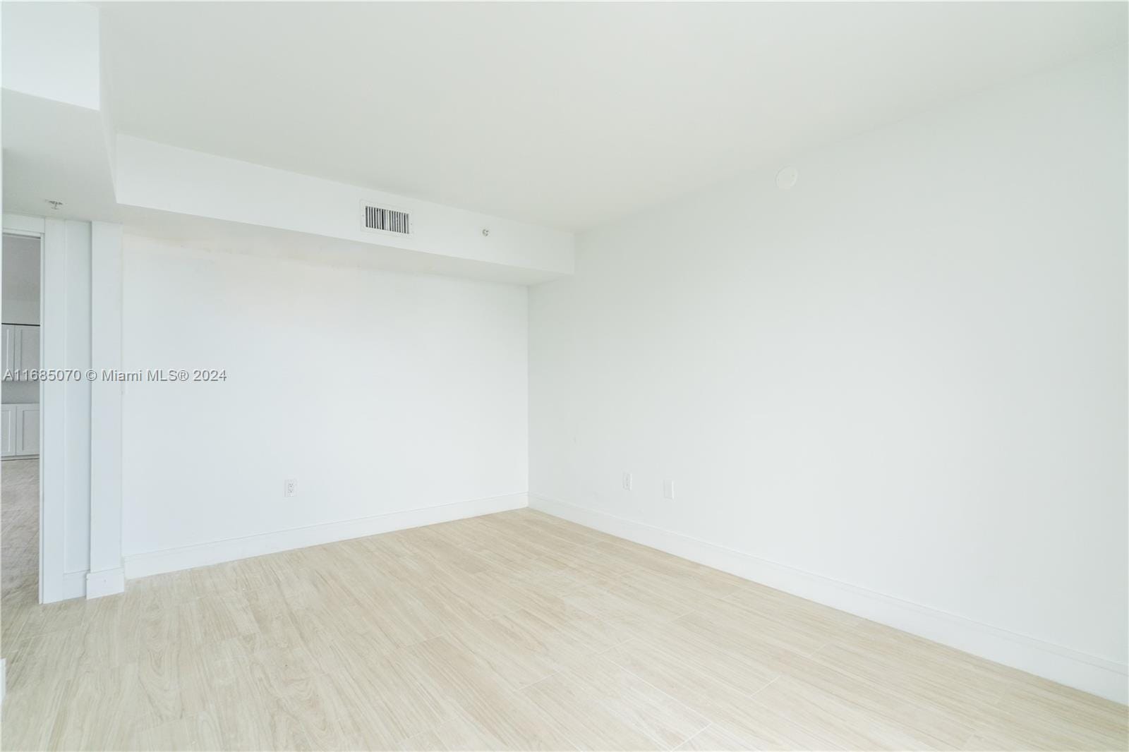 1800 Sunset Harbour Drive 1902/4, Miami Beach, FL 33139 photo 27