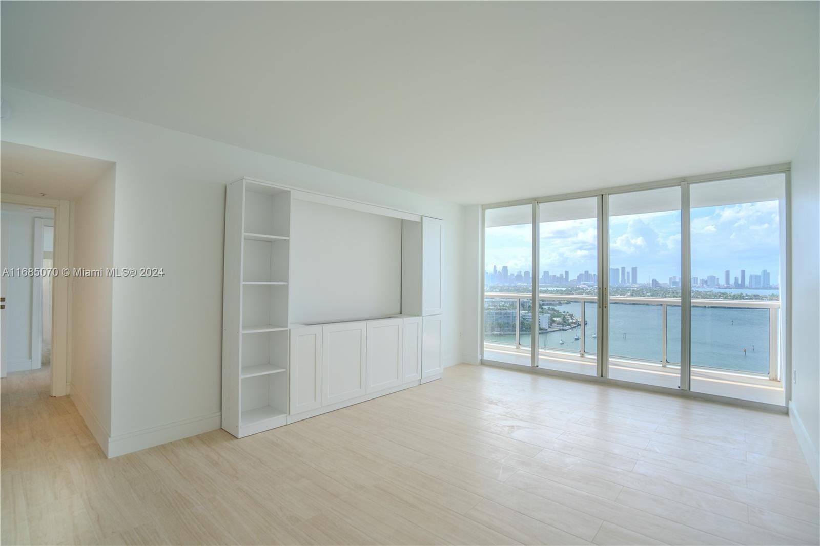 1800 Sunset Harbour Drive 1902/4, Miami Beach, FL 33139 photo 7