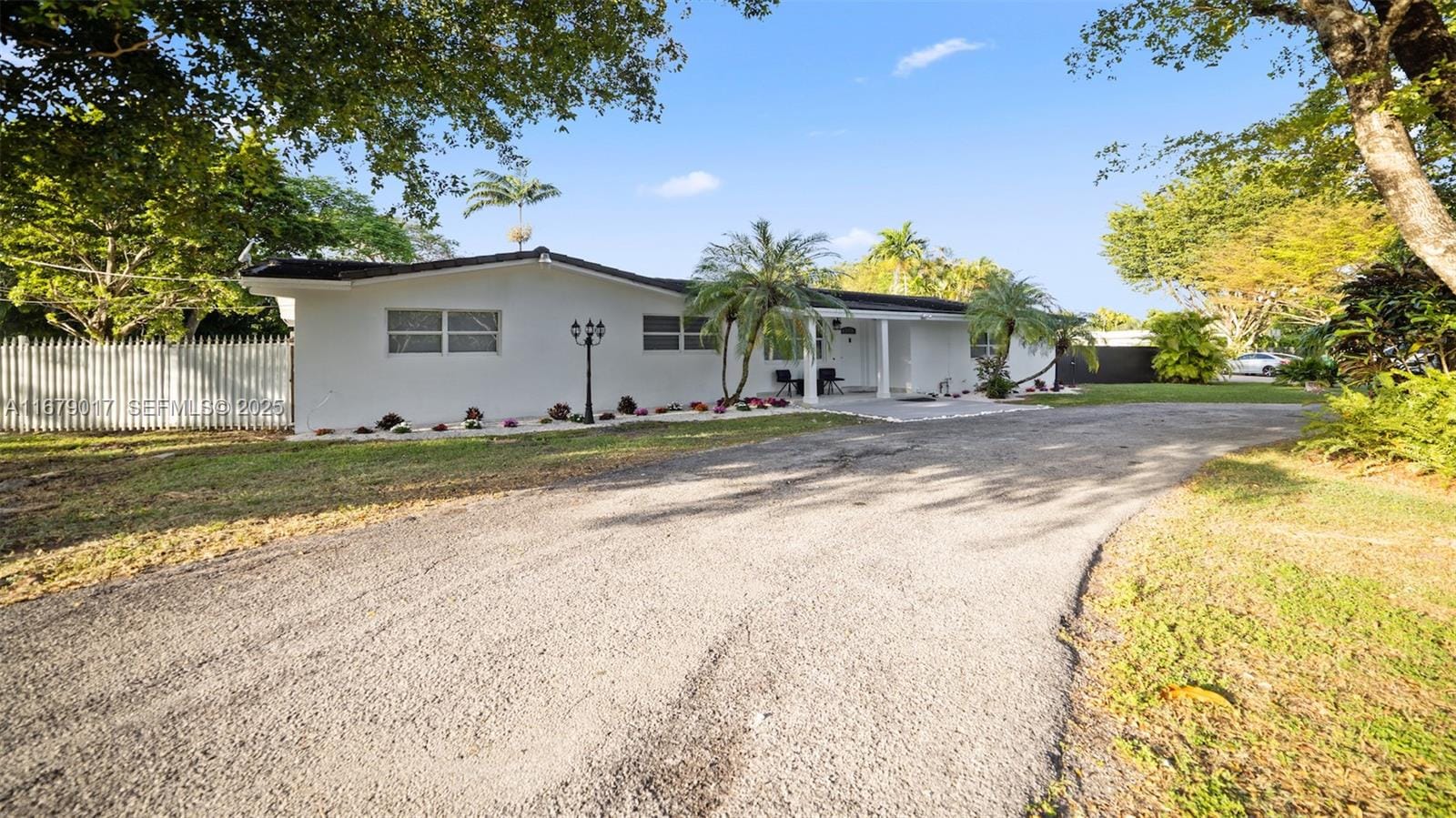 13550 SW 99th Place, Miami, FL 33176 photo 5