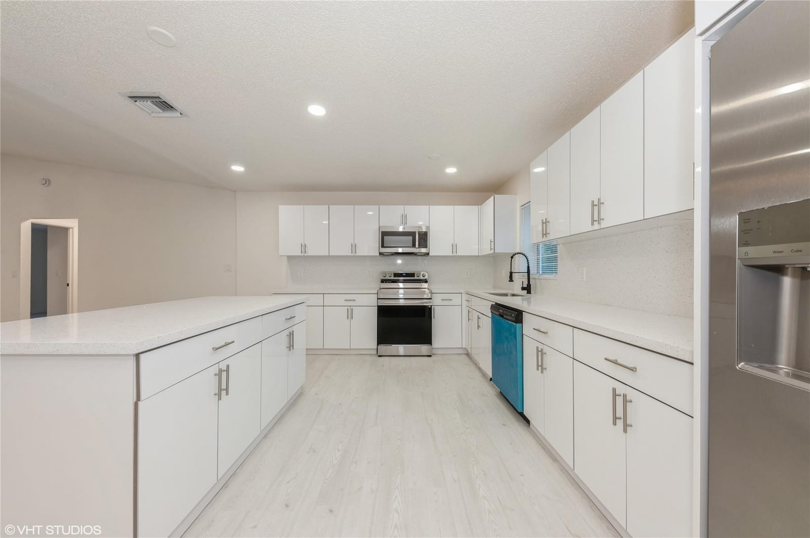 7334 Willow Spring Circle, Boynton Beach, FL 33436 photo 9