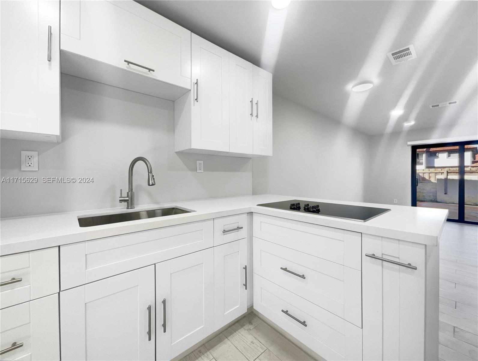 13353 SW 59th Terrace — photo 11