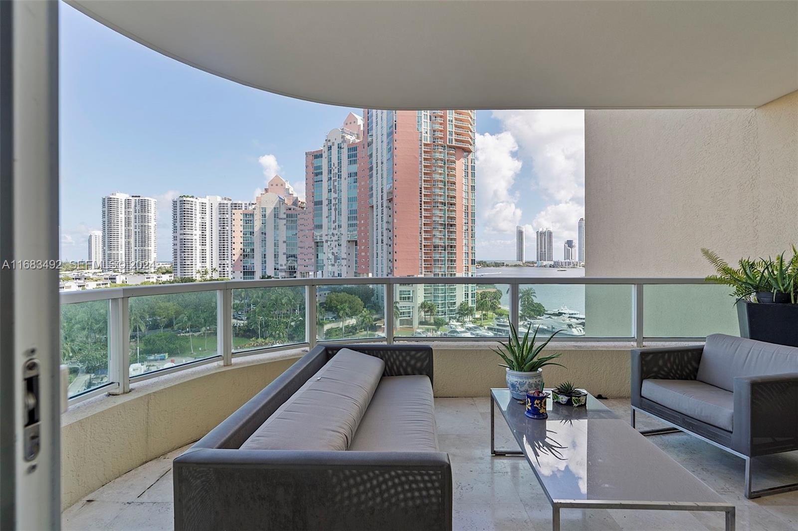 3340 NE 190th Street 907, Aventura, FL 33180 photo 2