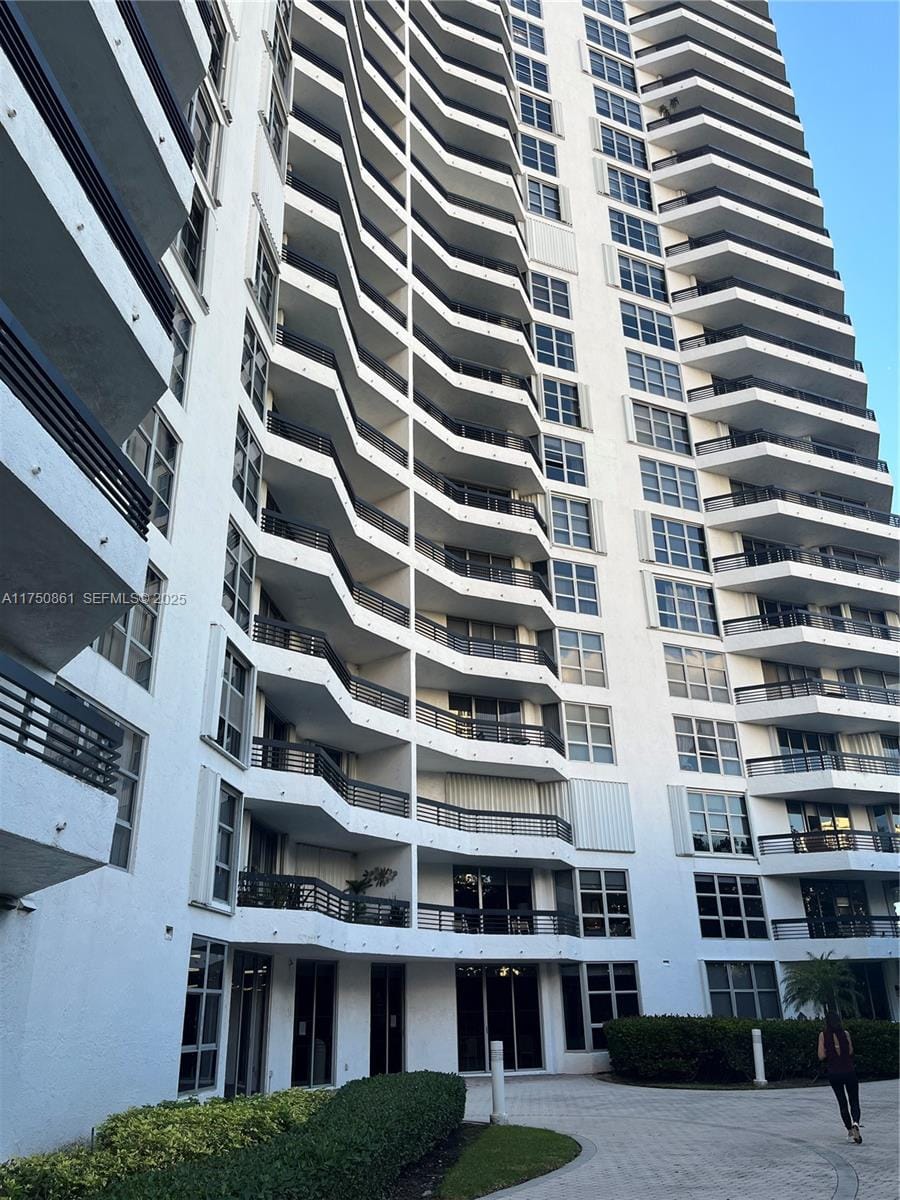 3400 NE 192nd Street 210, Aventura, FL 33180