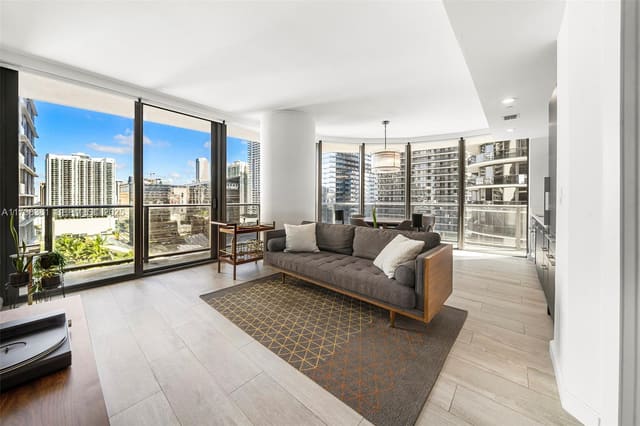 55 SW 9th Street 1701, Miami, FL 33130