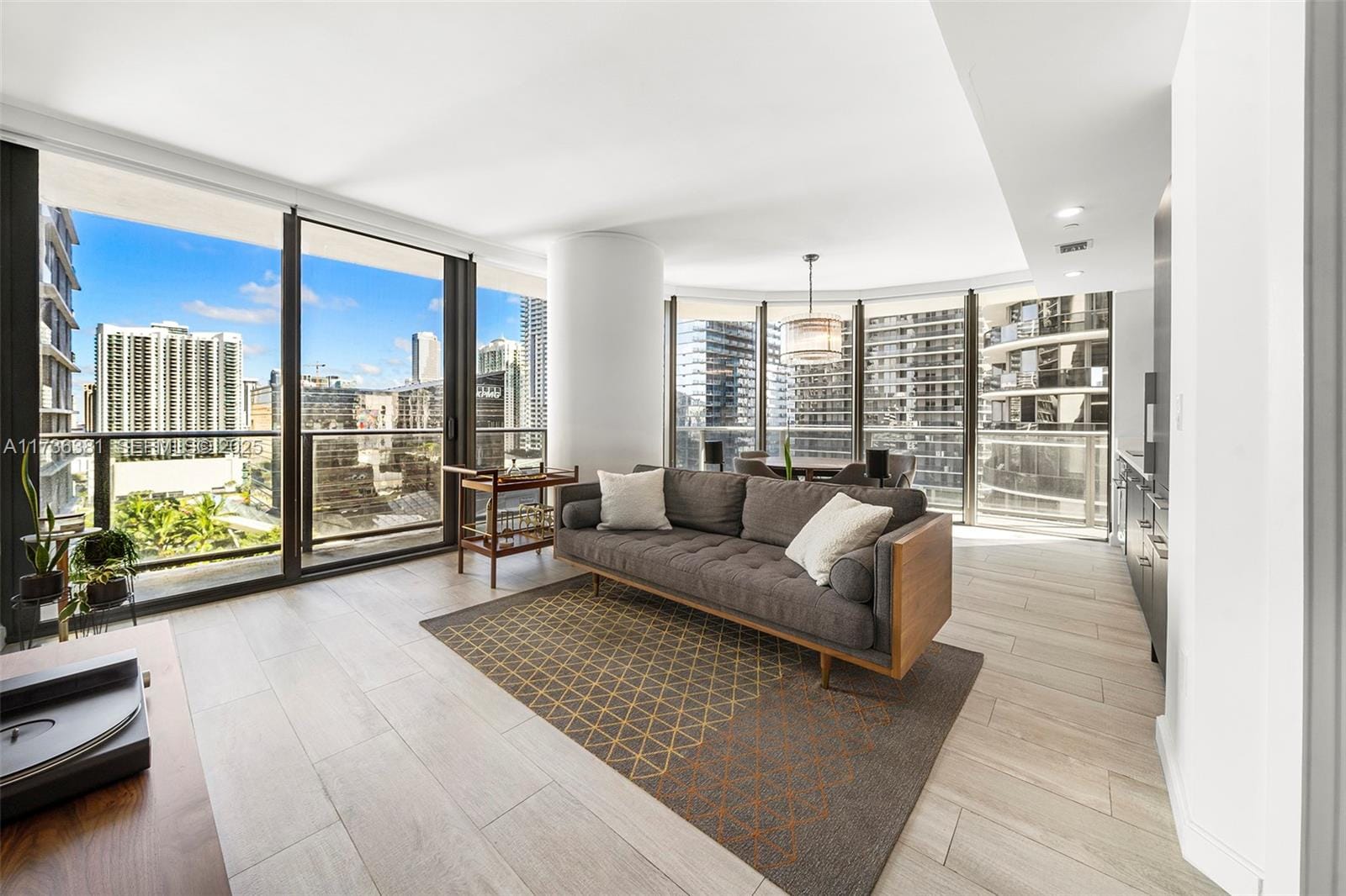 55 SW 9th Street 1701, Miami, FL 33130