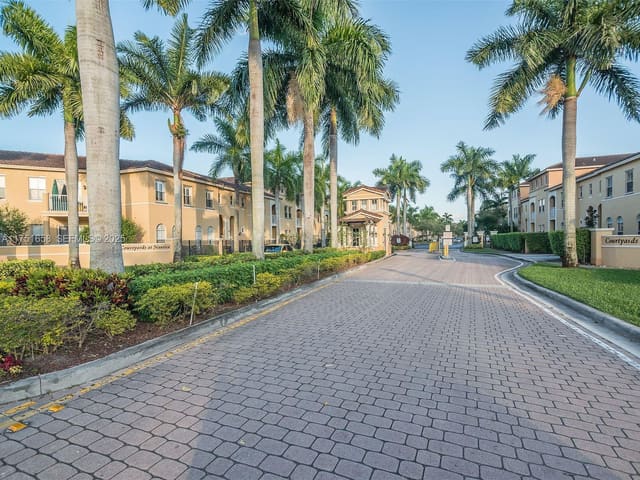 4331 SW 160th Avenue 108, Miramar, FL 33027