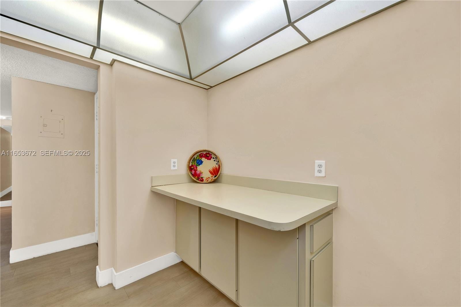 1516 S Lakeside Drive 112, Lake Worth, FL 33460 photo 8