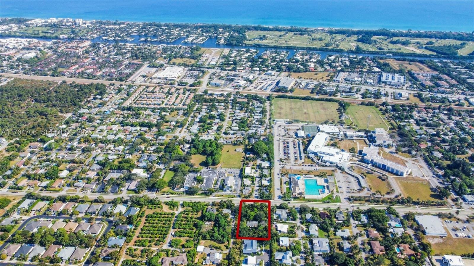 2610 Seacrest Boulevard, Delray Beach, FL 33444