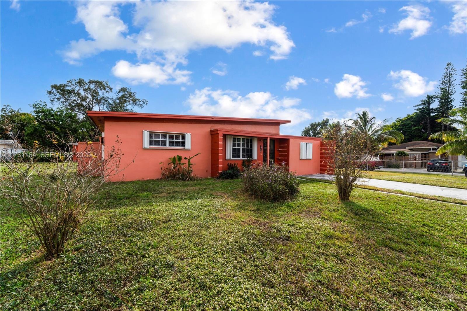 2140 NW 123rd Street, Miami, FL 33167 photo 3