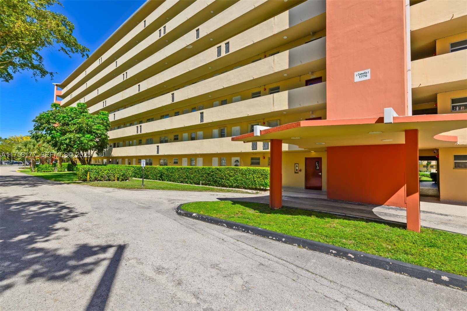1770 NE 191st Street 508-1, Miami, FL 33179 photo 15