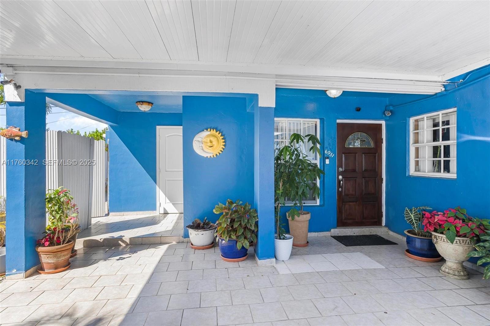6931 SW 24th Court — photo 3