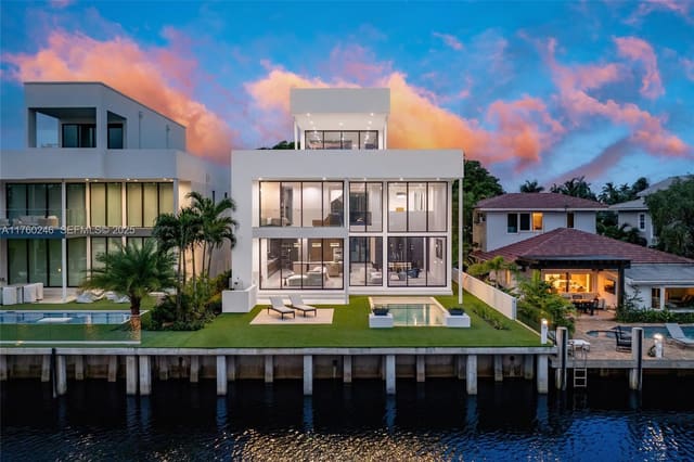 337 Coconut Isle Drive, sold in Las Olas Isles, Fort Lauderdale, FL