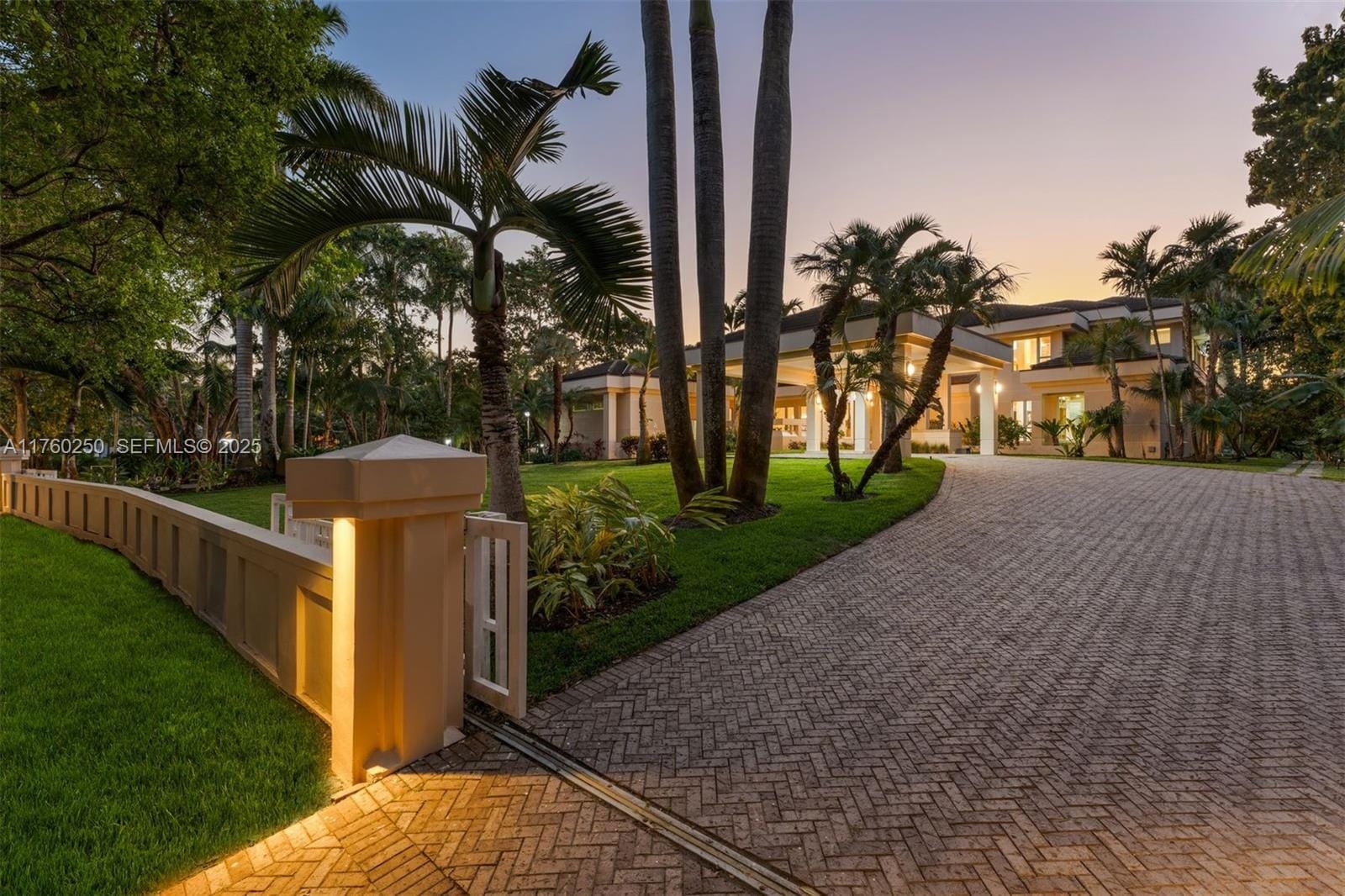 665 Leucadendra Drive, Coral Gables, FL 33156 photo 24