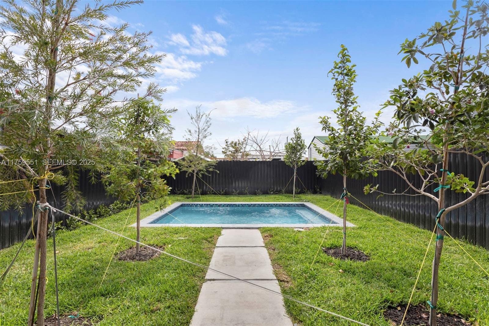 3432 SW 2th Street, Miami, FL 33135 photo 27