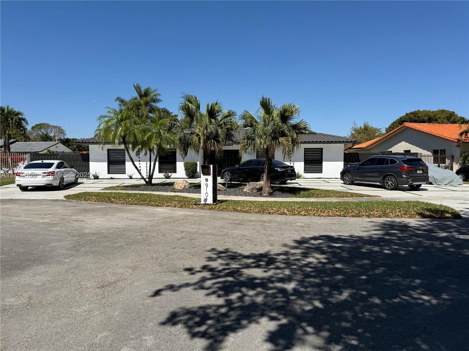 9101 SW 11th Street — photo 2