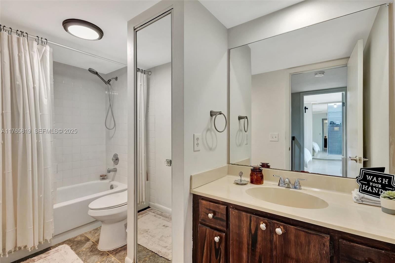 206 Charter Way 206, West Palm Beach, FL 33407 photo 15