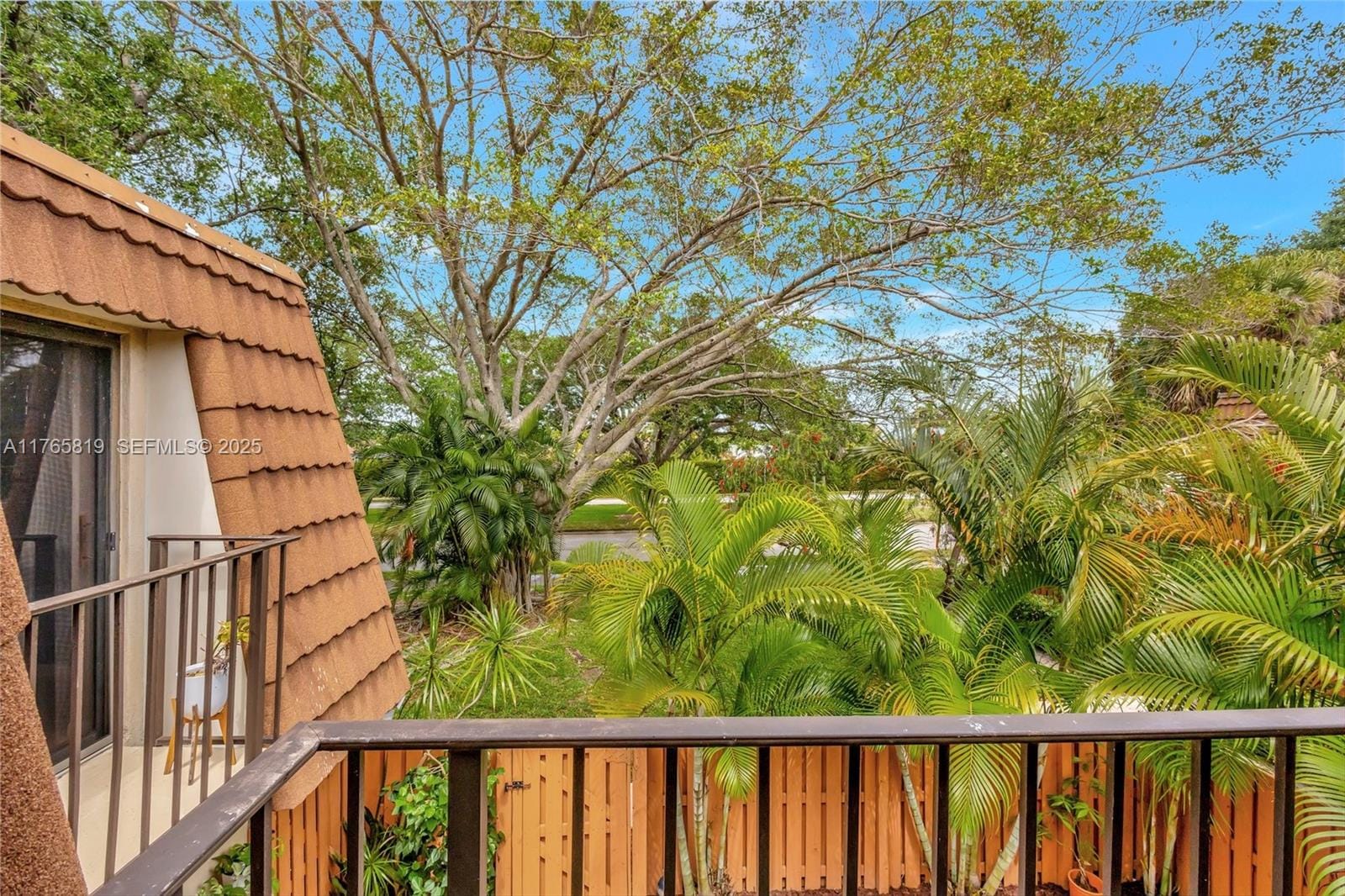 206 Charter Way 206, West Palm Beach, FL 33407 photo 18