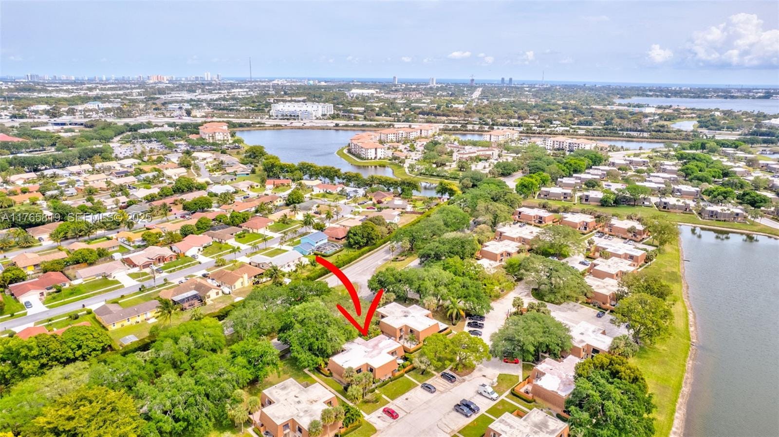 206 Charter Way 206, West Palm Beach, FL 33407 photo 3