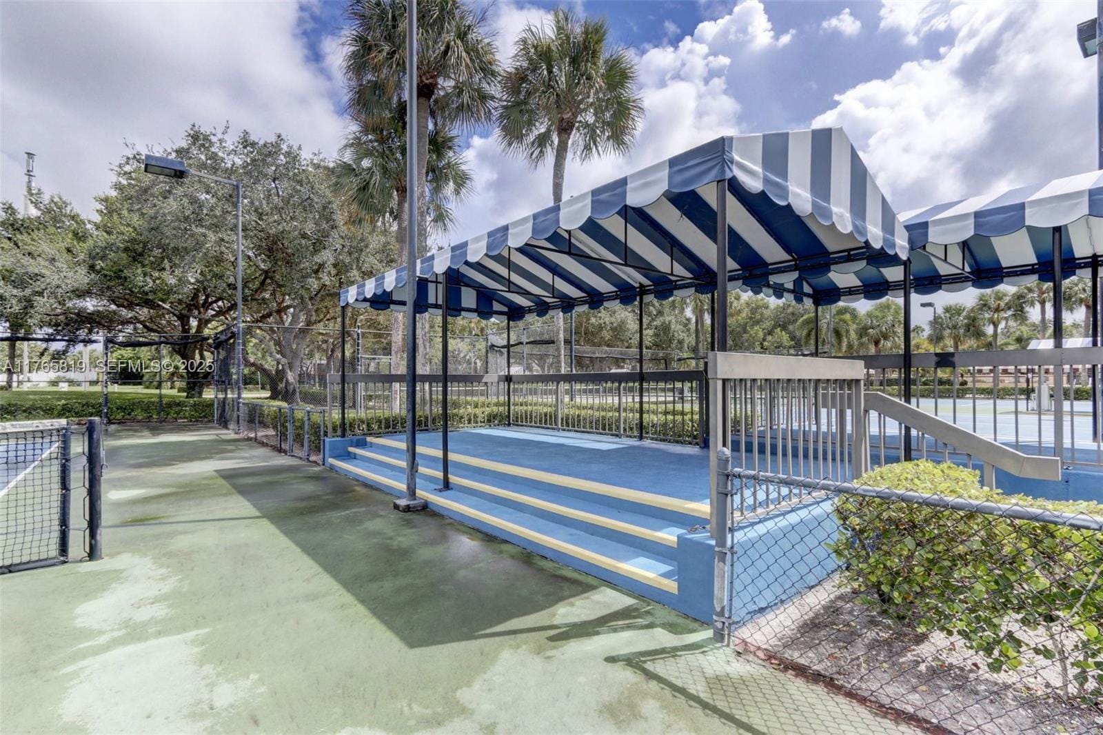 206 Charter Way 206, West Palm Beach, FL 33407 photo 28