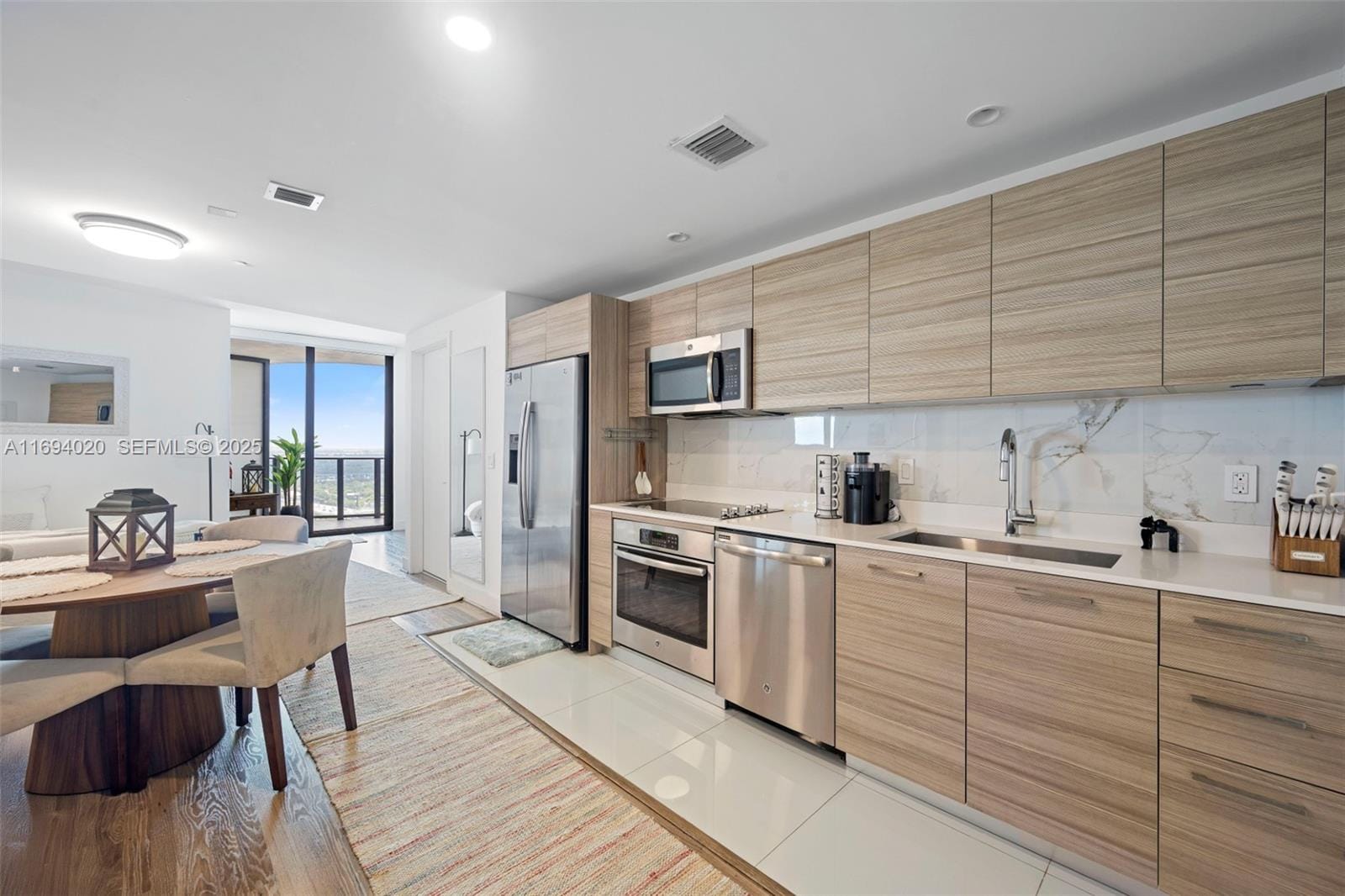 121 NE 34th Street 3014, Miami, FL 33137 photo 10