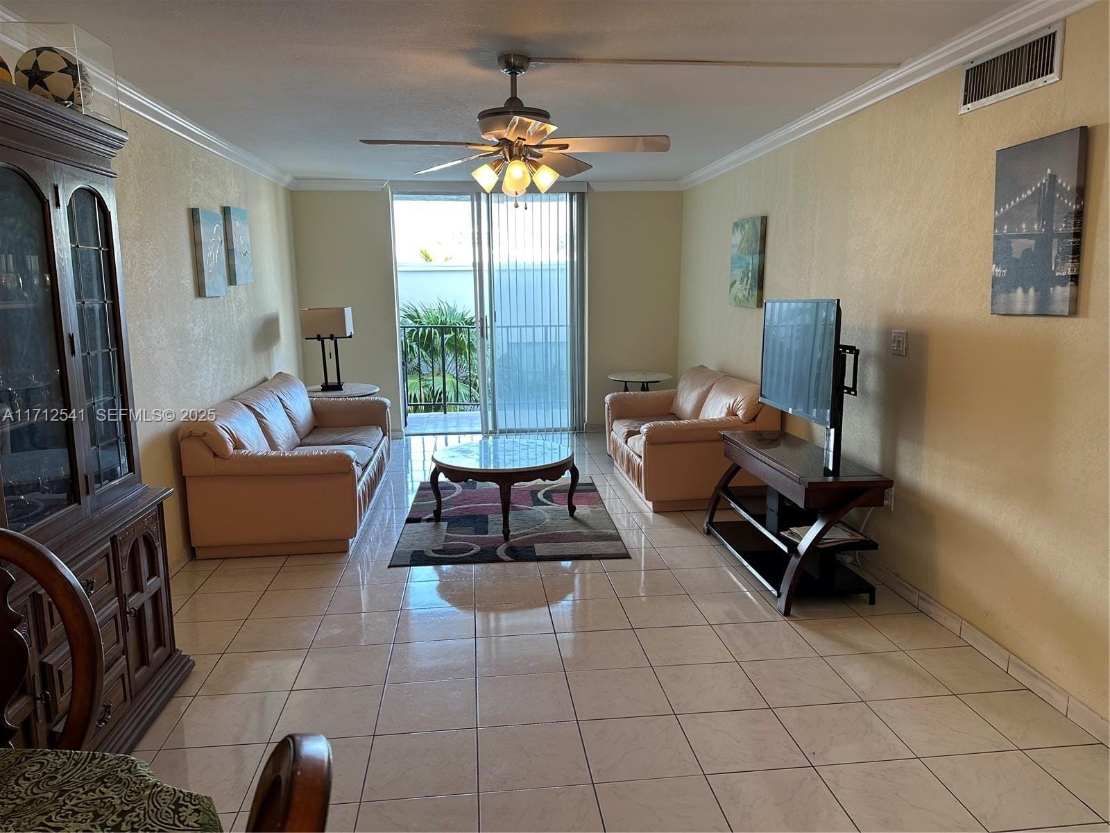 720 Collins Avenue 404, Miami Beach, FL 33139