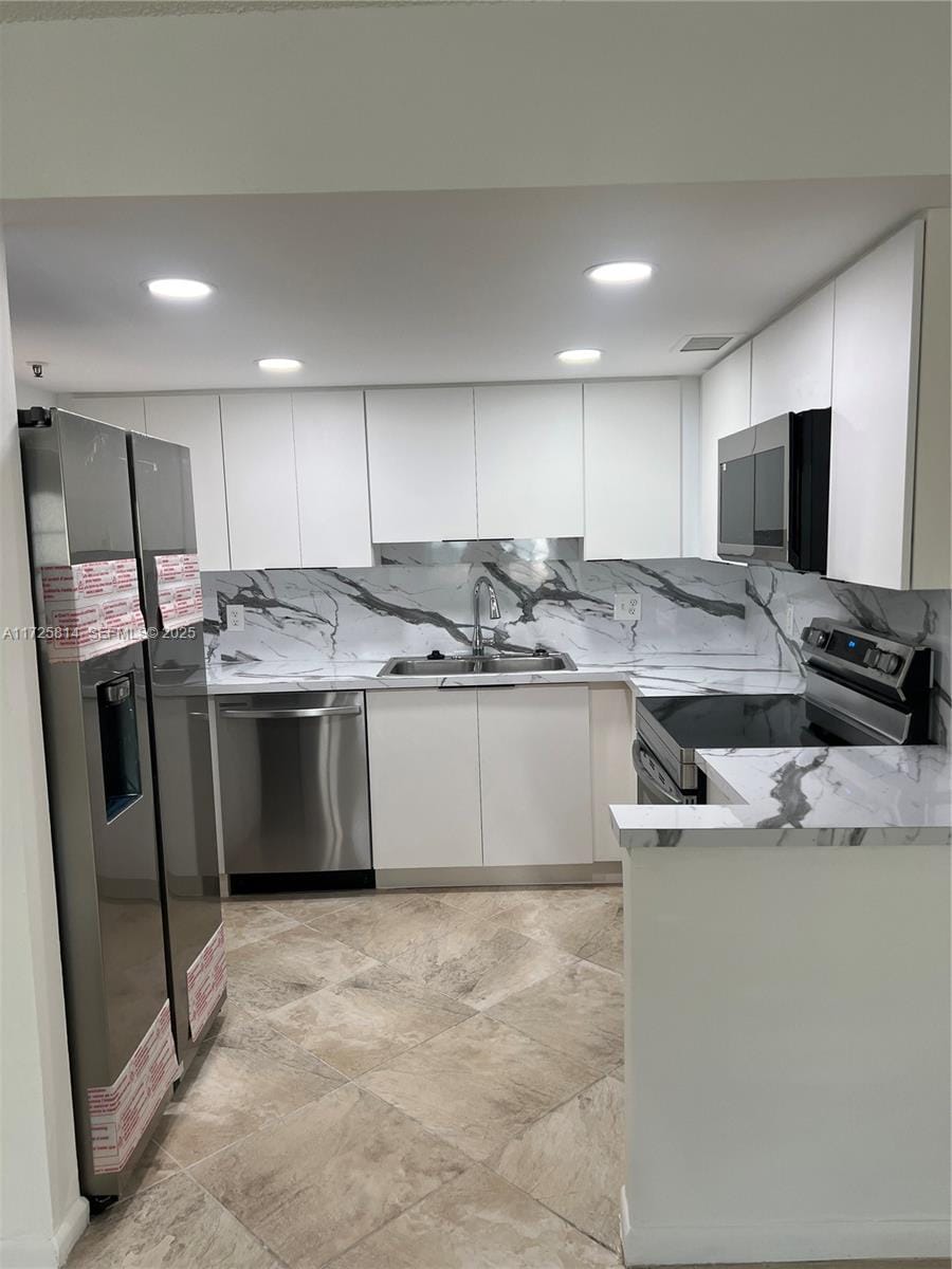 2339 Linton Ridge Circle E9, Delray Beach, FL 33444