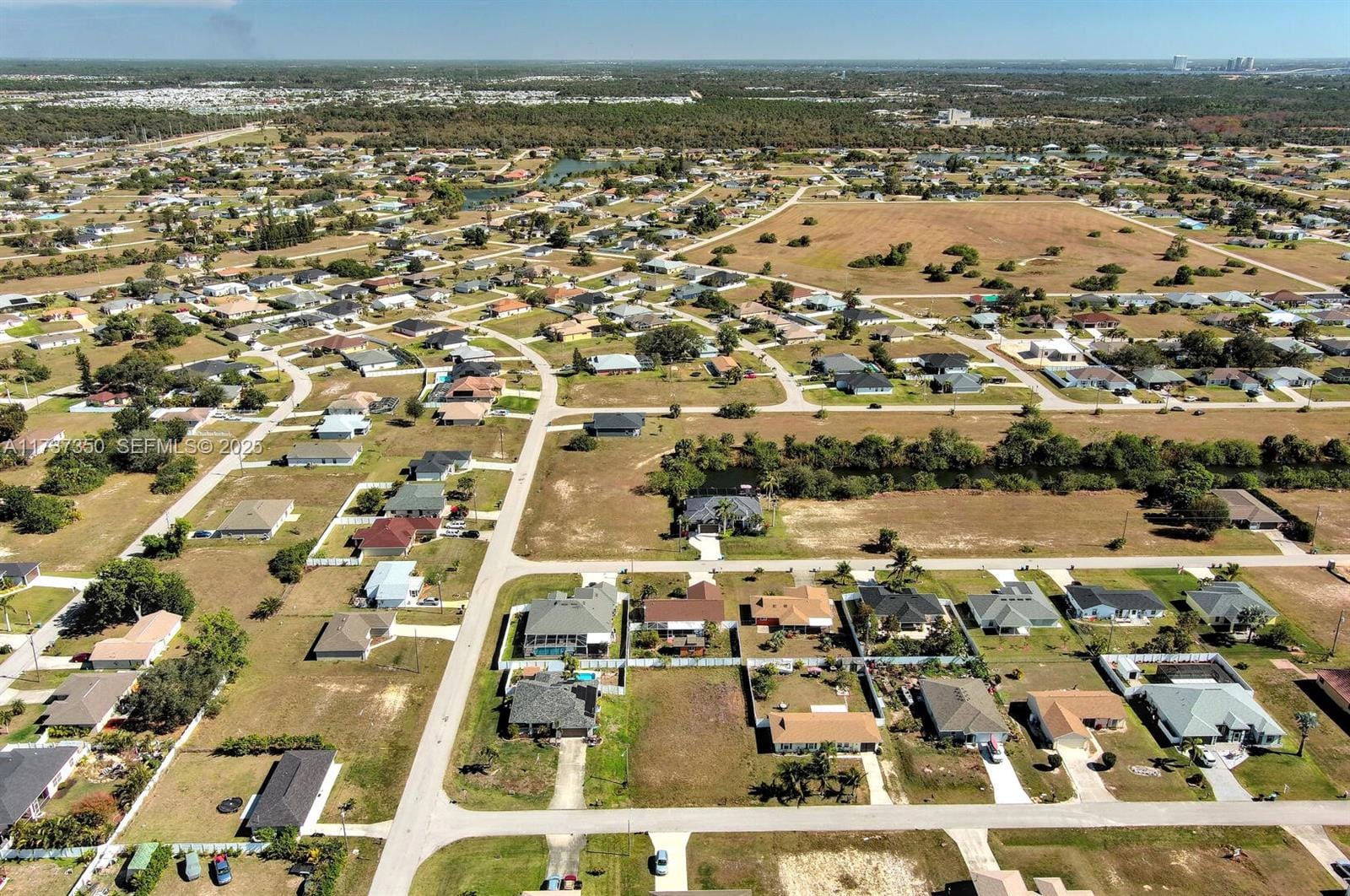 2013 NE 18th Avenue, Cape Coral, FL 33909 photo 15