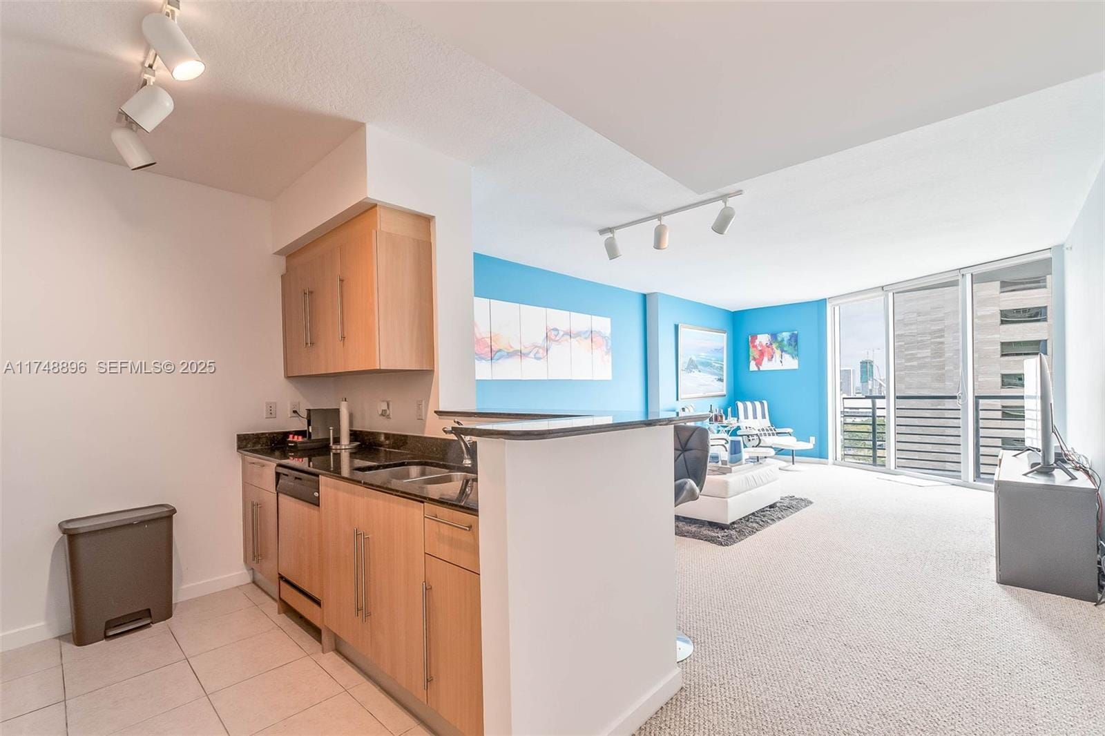 335 S Biscayne Boulevard 2402 — photo 7