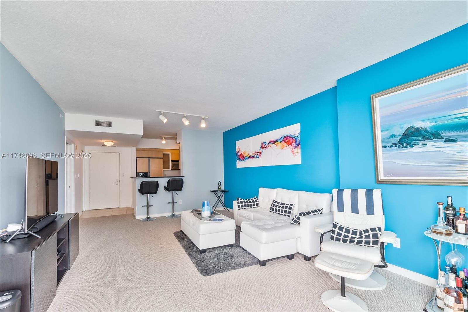 335 S Biscayne Boulevard 2402 — photo 10