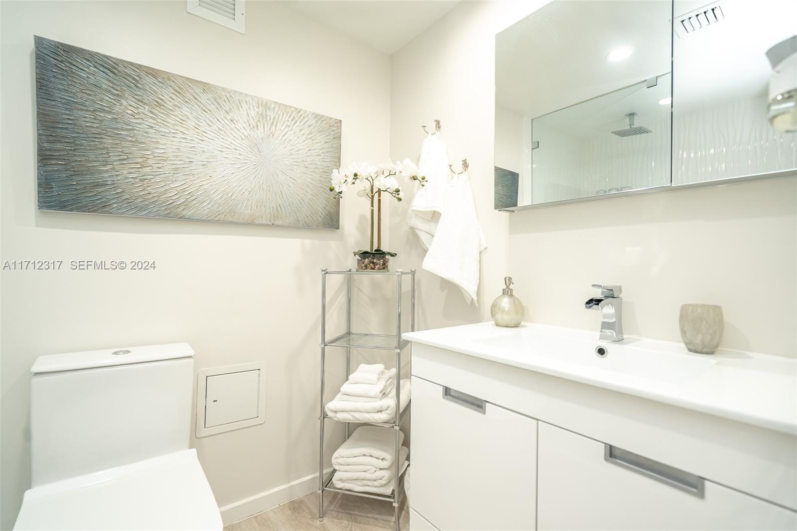 6039 Collins Avenue 1134, Miami Beach, FL 33140 photo 25