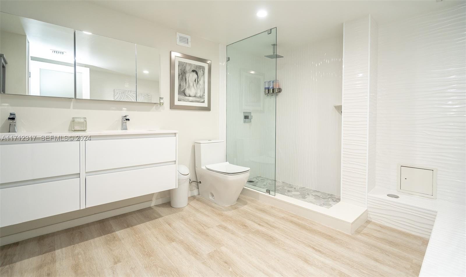 6039 Collins Avenue 1134, Miami Beach, FL 33140 photo 10