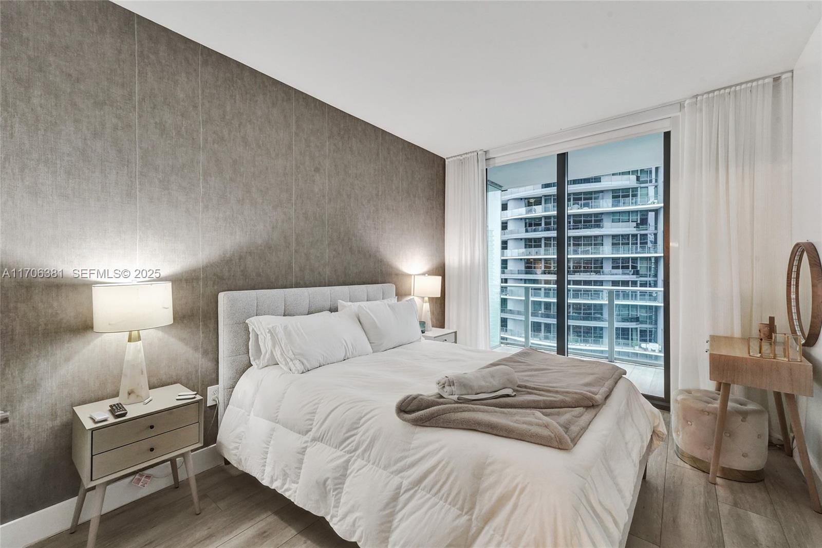1010 Brickell Avenue 4009, Miami, FL 33131 photo 11