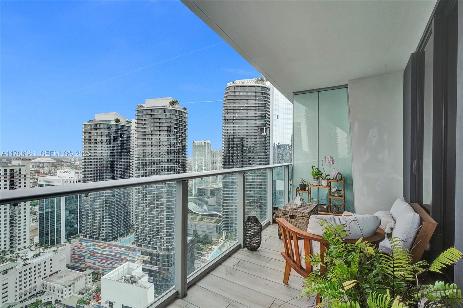 1010 Brickell Avenue 4009, Miami, FL 33131 photo 17