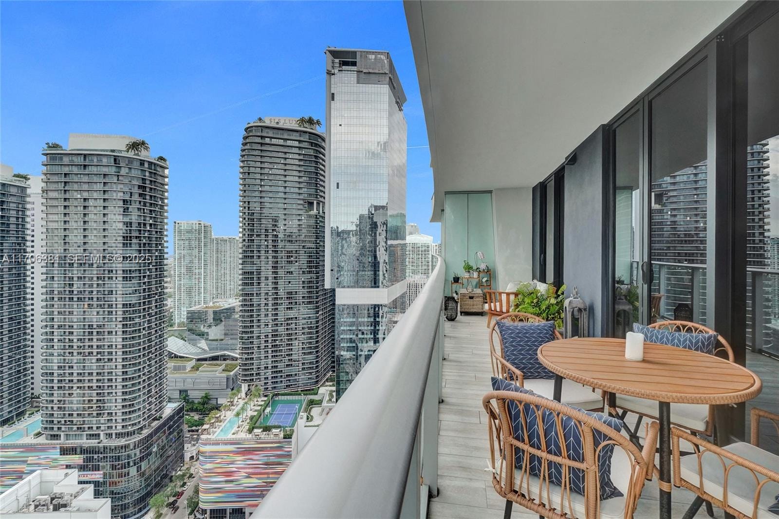 1010 Brickell Avenue 4009, Miami, FL 33131 photo 19