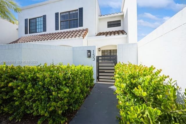 21216 Harbor Way 153-15, sold in Costain Villas Harbor Vil, Aventura, FL