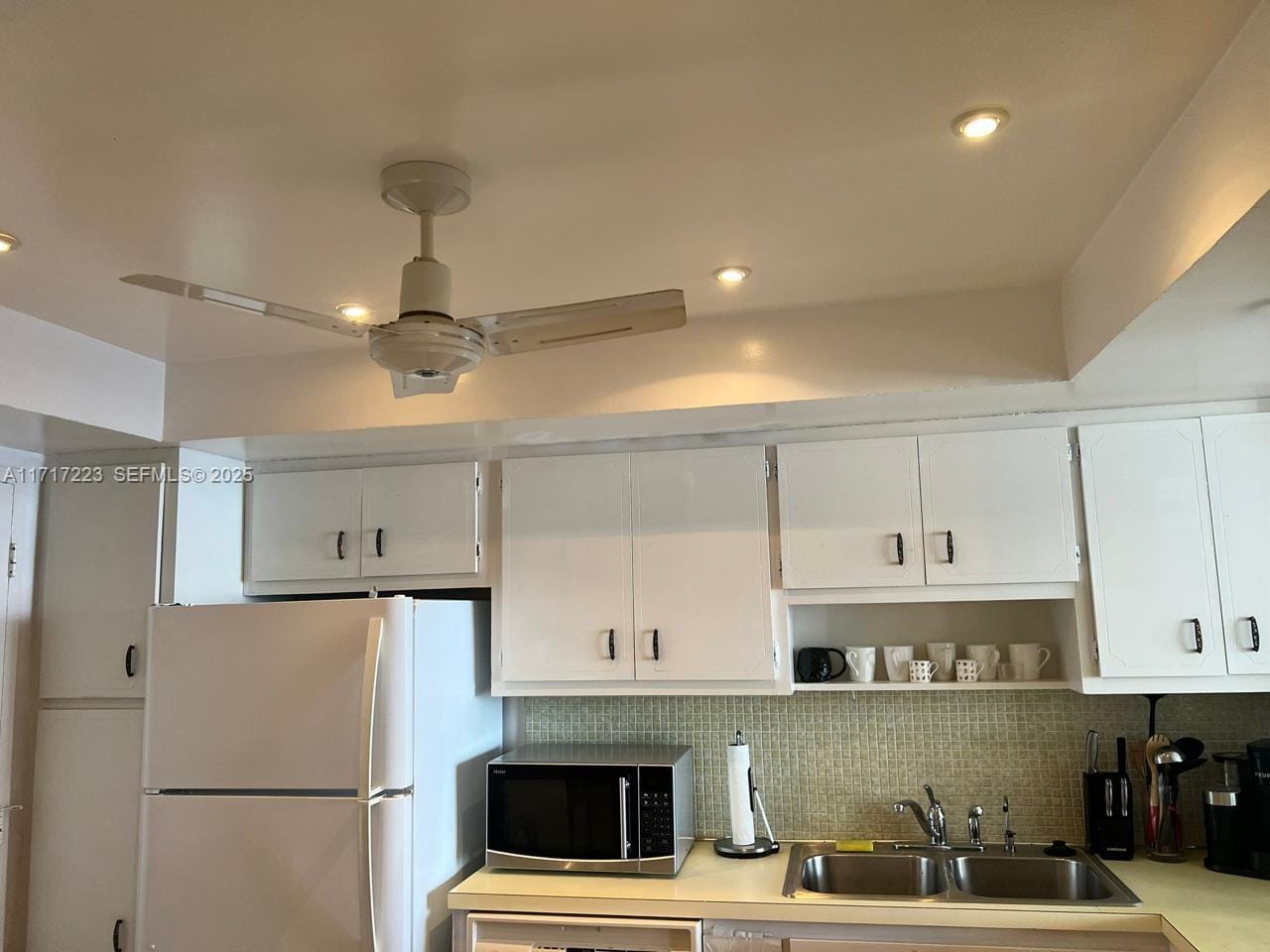 1301 NE Miami Gardens Drive 1024W, Miami, FL 33179 photo 14