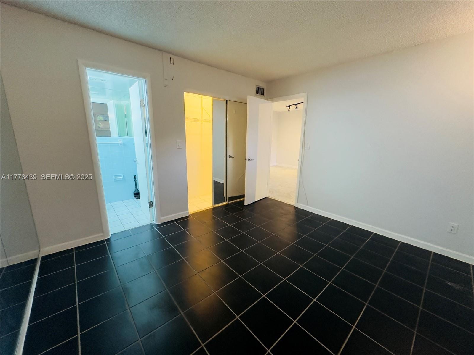 6191 SW 37th Street 110 — photo 4