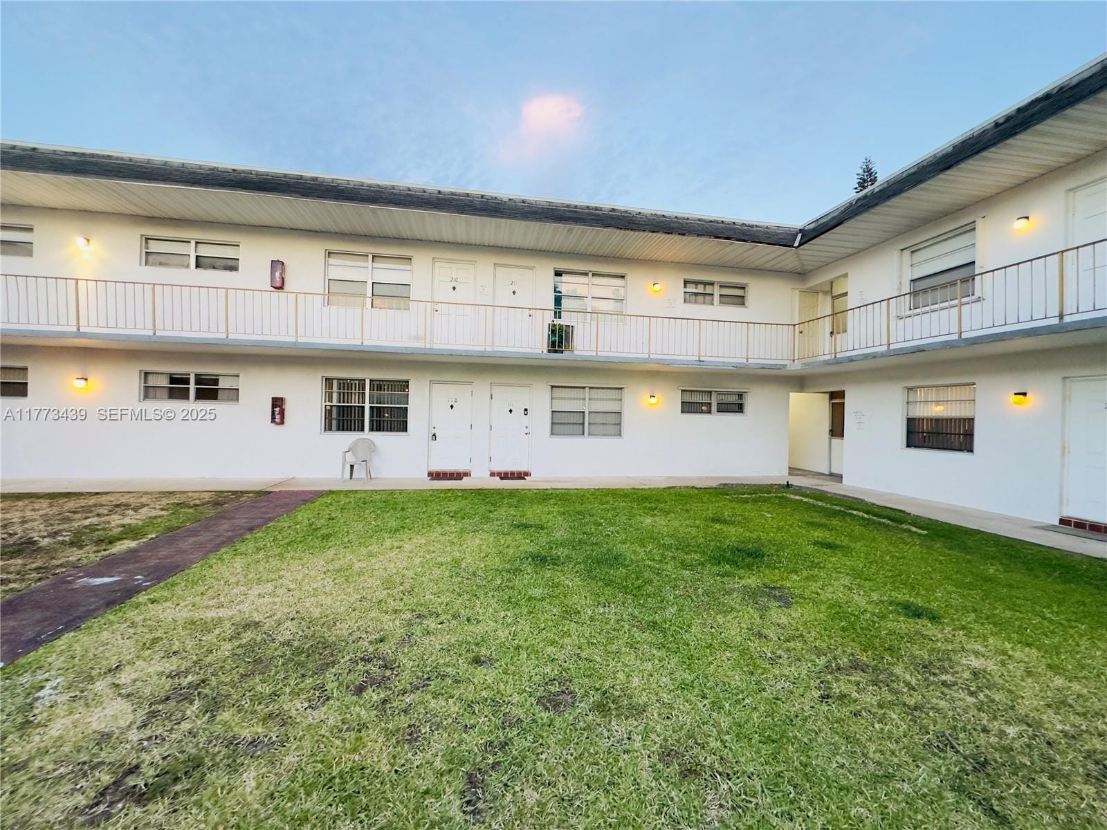 6191 SW 37th Street 110 — photo 9