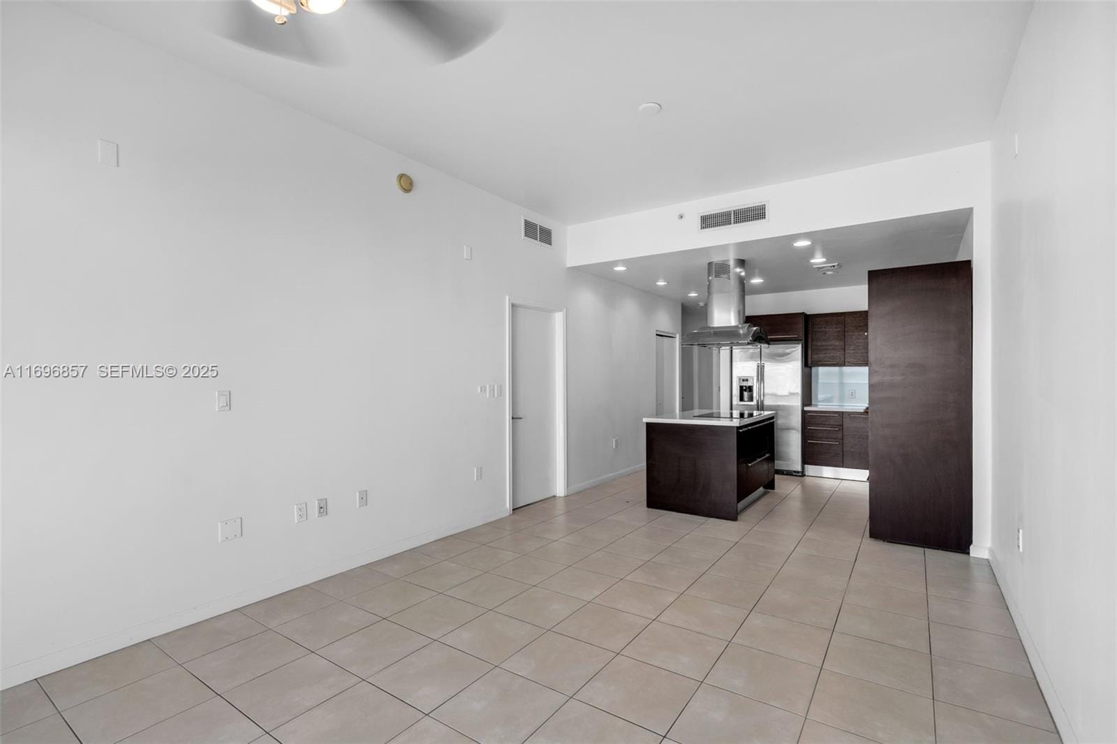 7930 East Drive 1107, North Bay Village, FL 33141 photo 11