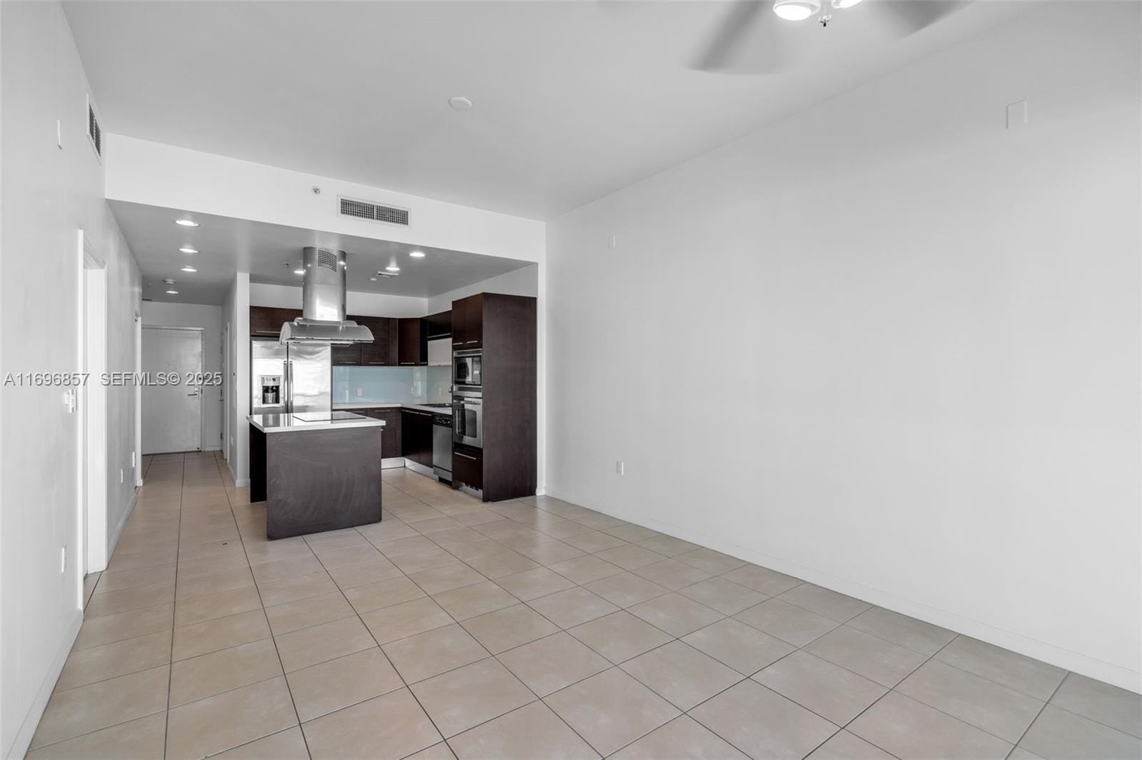 7930 East Drive 1107, North Bay Village, FL 33141 photo 12