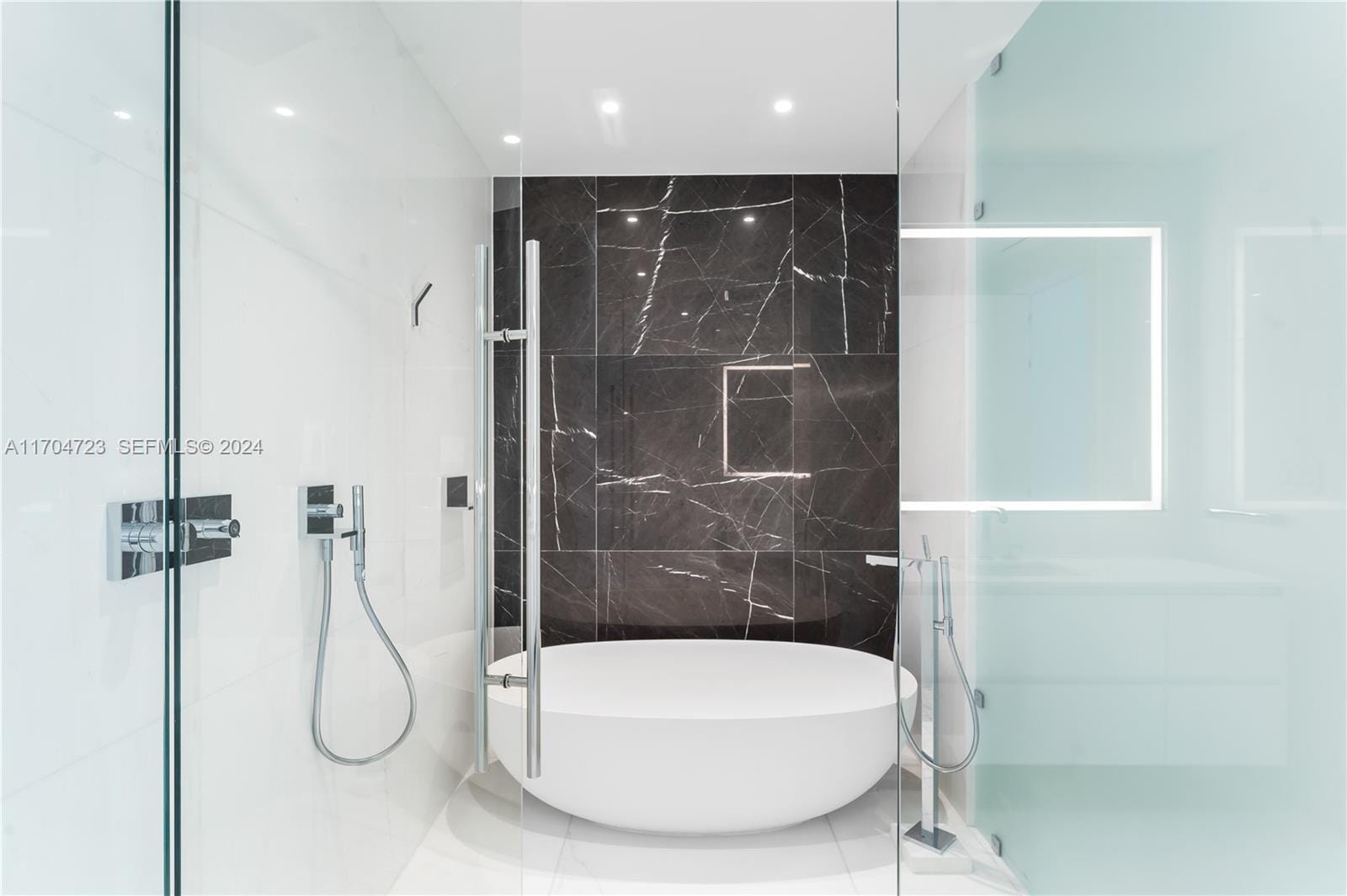 300 Biscayne Blvd Way 5209 — photo 12