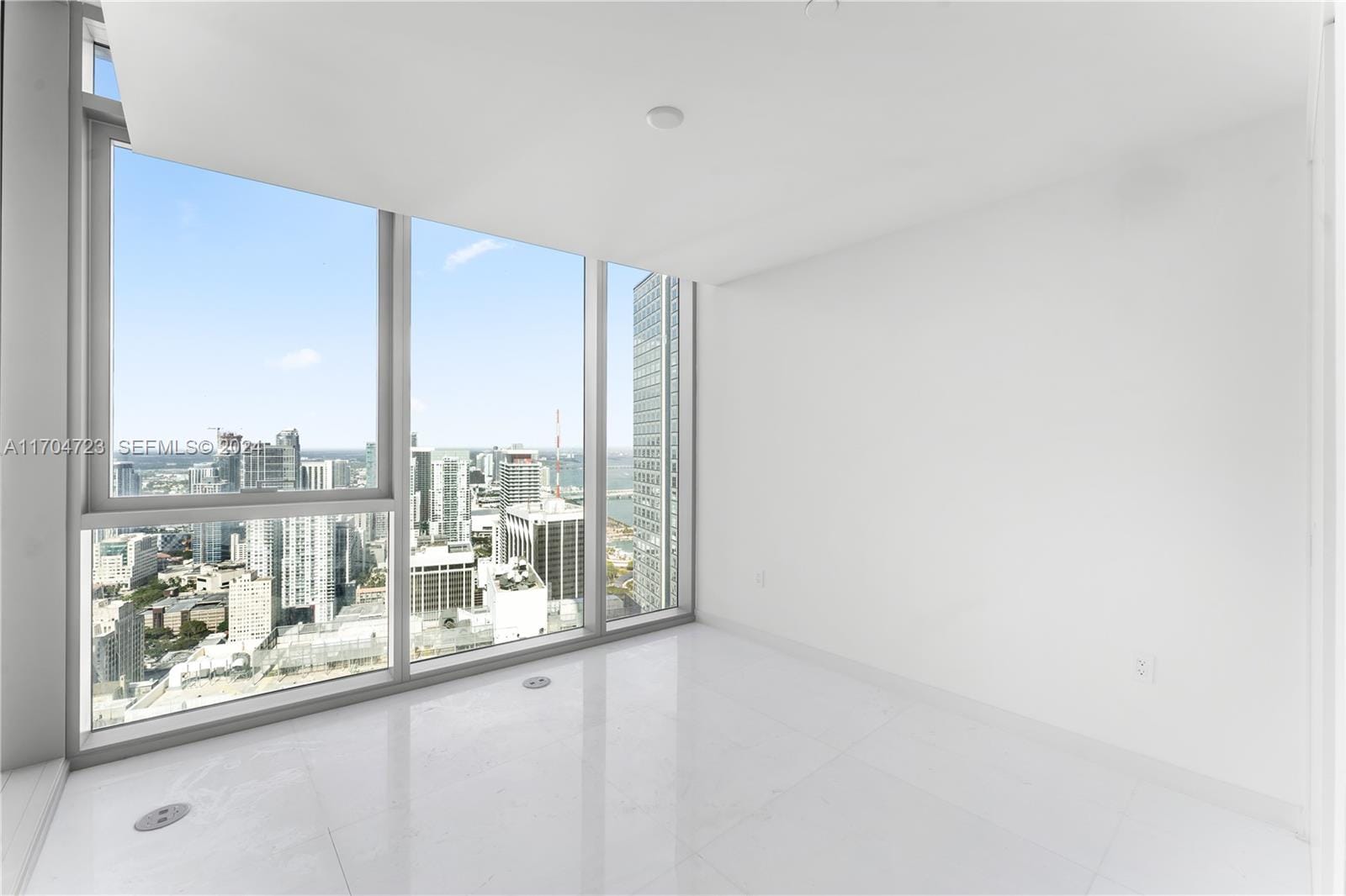 300 Biscayne Blvd Way 5209 — photo 9
