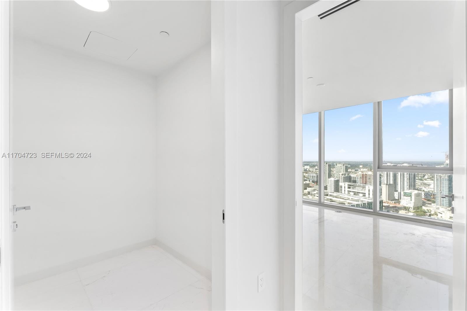 300 Biscayne Blvd Way 5209 — photo 10