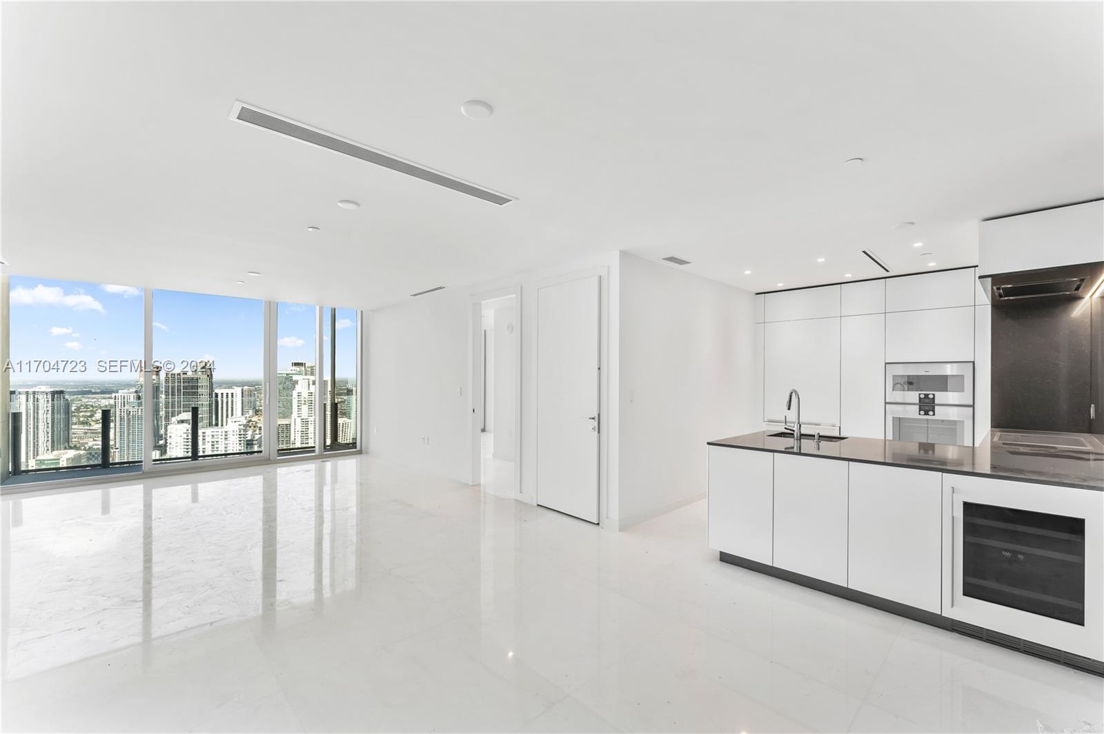 300 Biscayne Blvd Way 5209, Miami, FL 33131, Miami