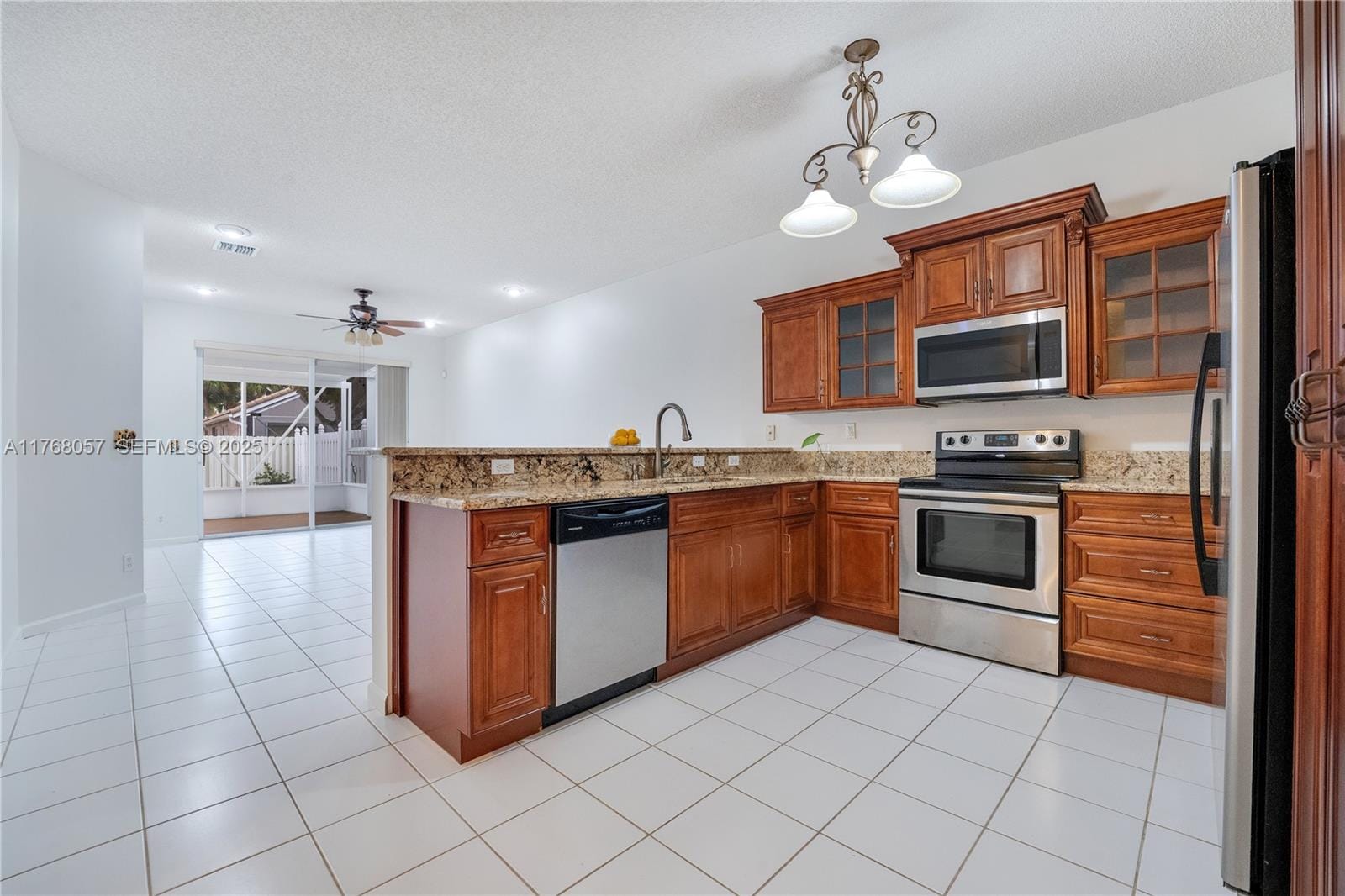 3323 NW 69th Avenue, Margate, FL 33063 photo 11