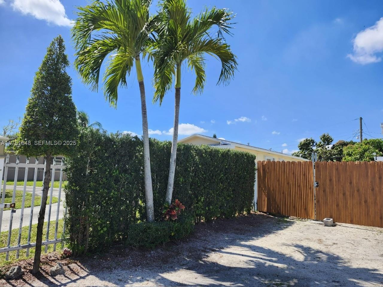 16450 NW 20th Avenue — photo 4