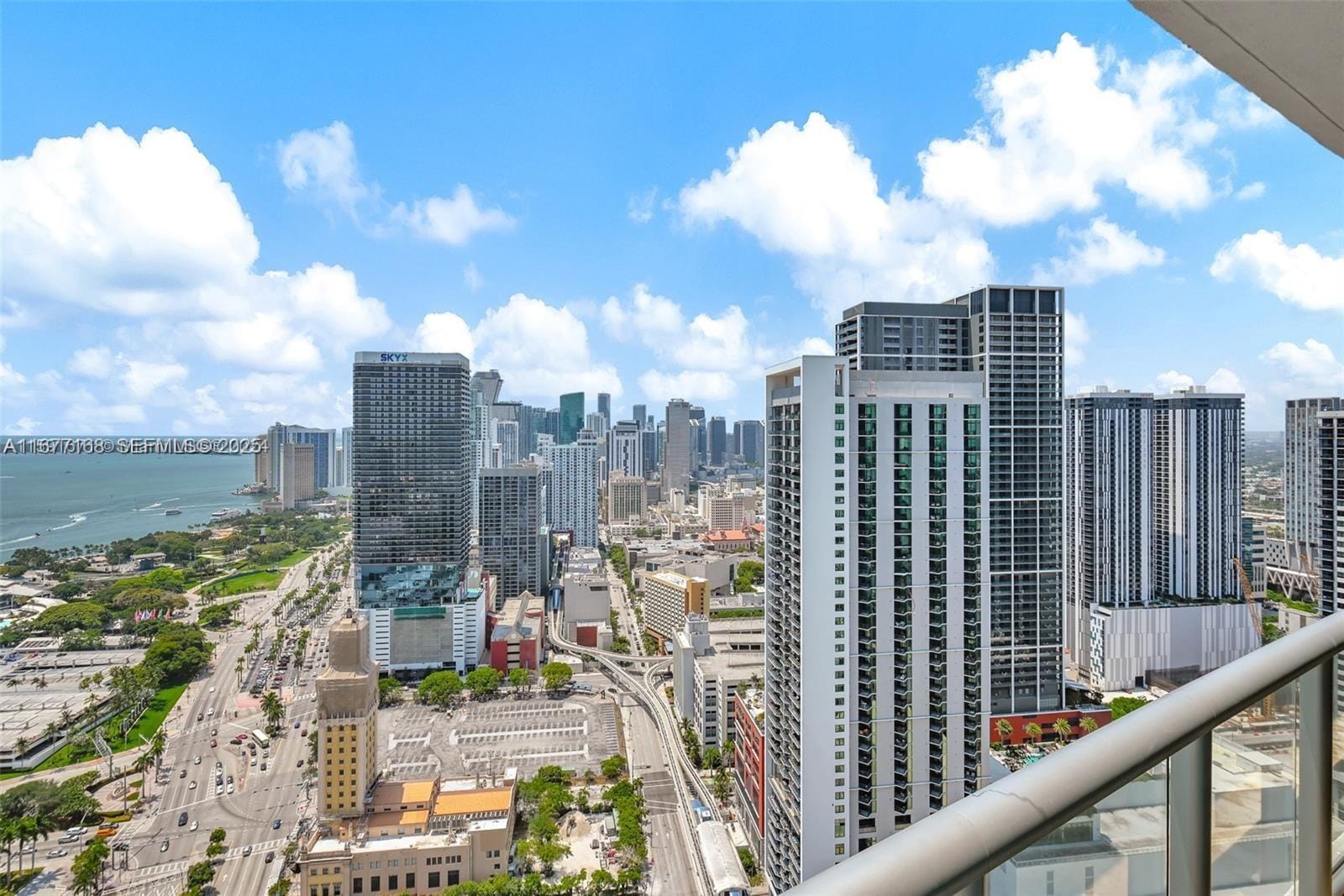 888 Biscayne Boulevard 4401, Miami, FL 33132 photo 15