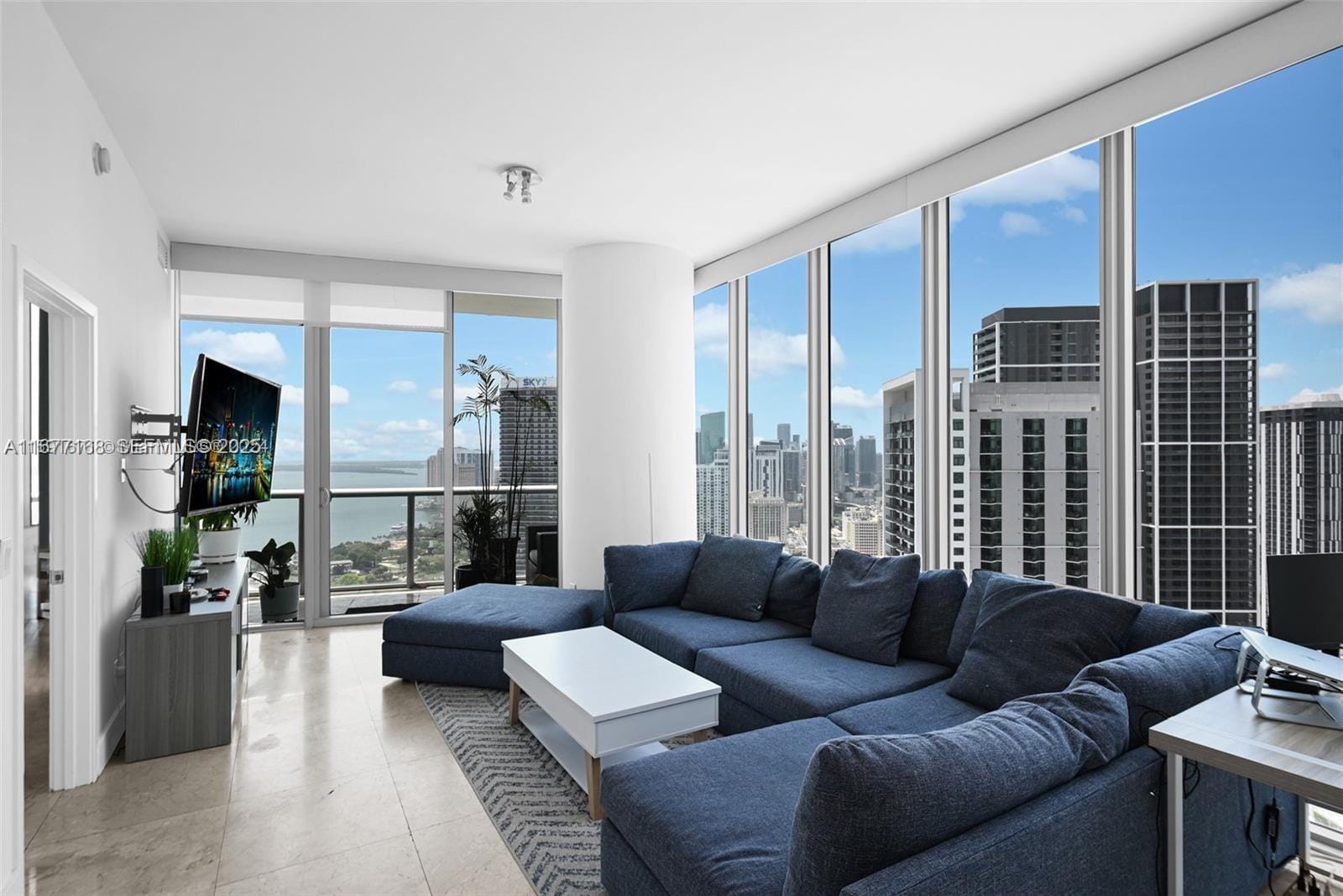 888 Biscayne Boulevard 4401, Miami, FL 33132 photo 8