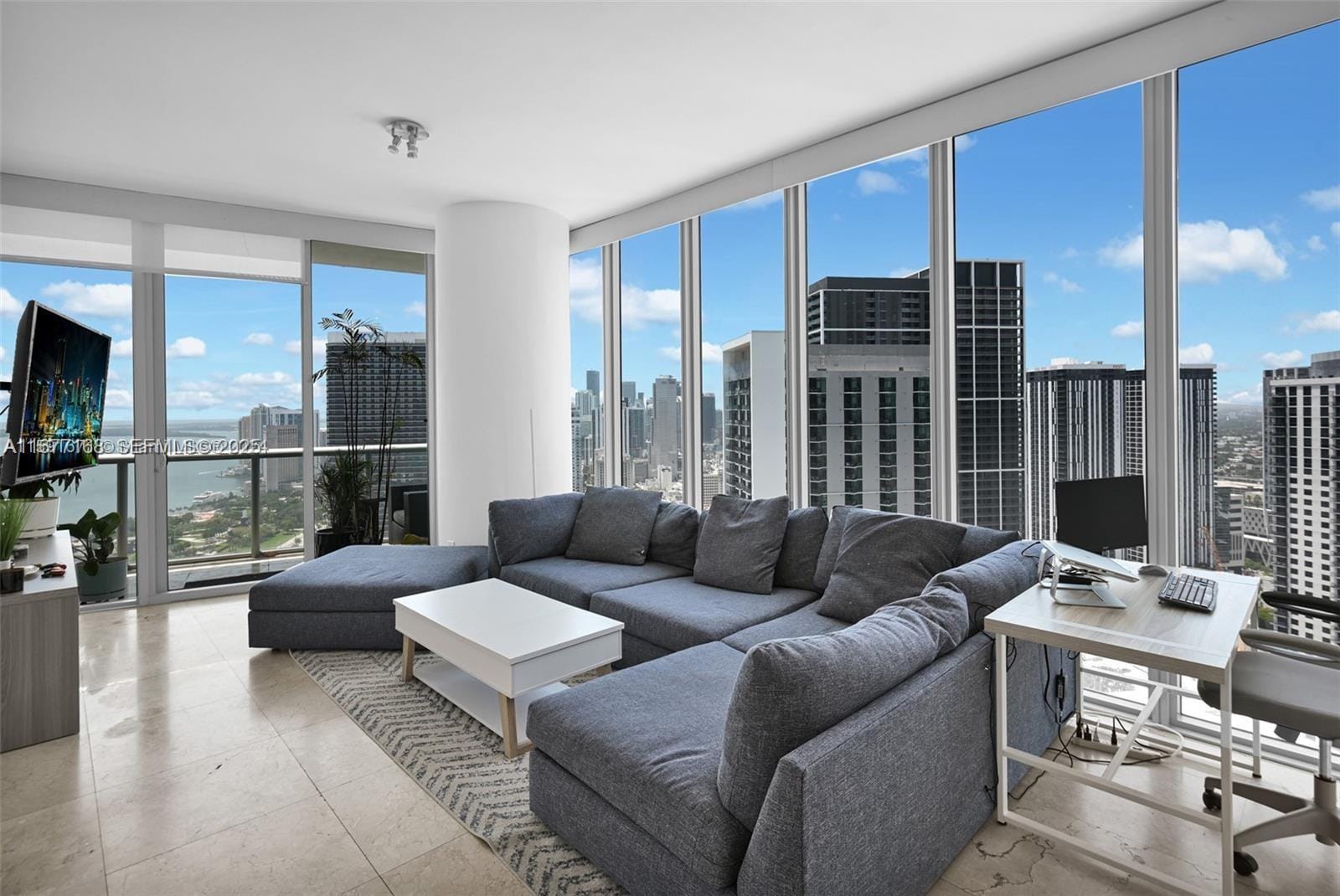 888 Biscayne Boulevard 4401, Miami, FL 33132 photo 9